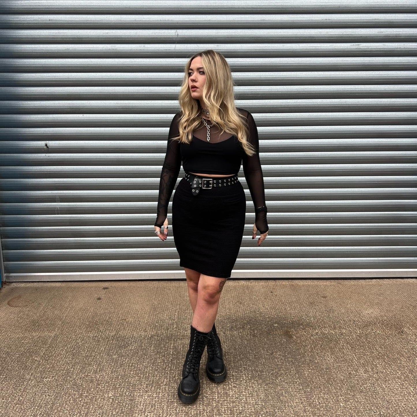 Cropped Mesh Top - Black