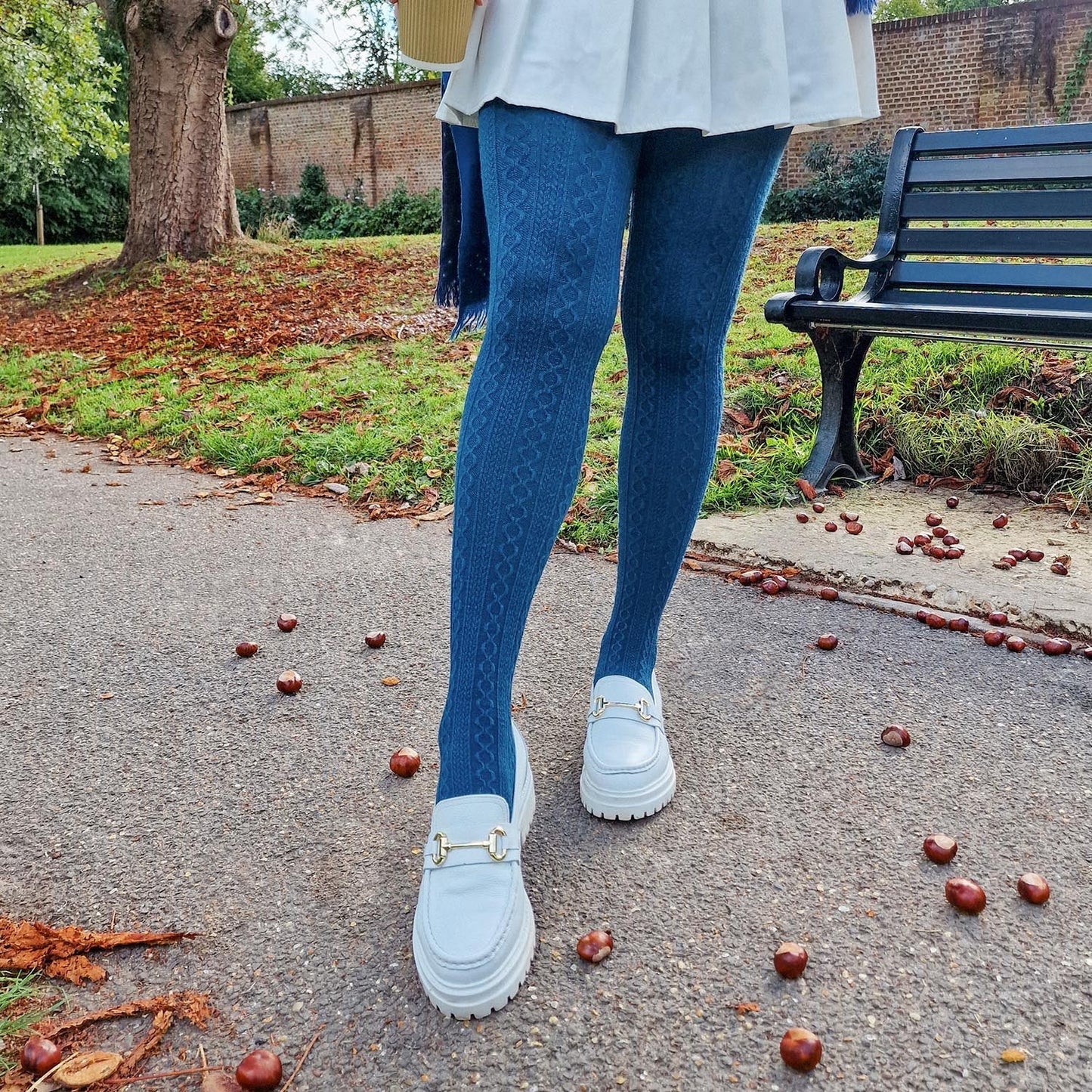 Grannies Cable Knit Wool Tights V2 - Bone China