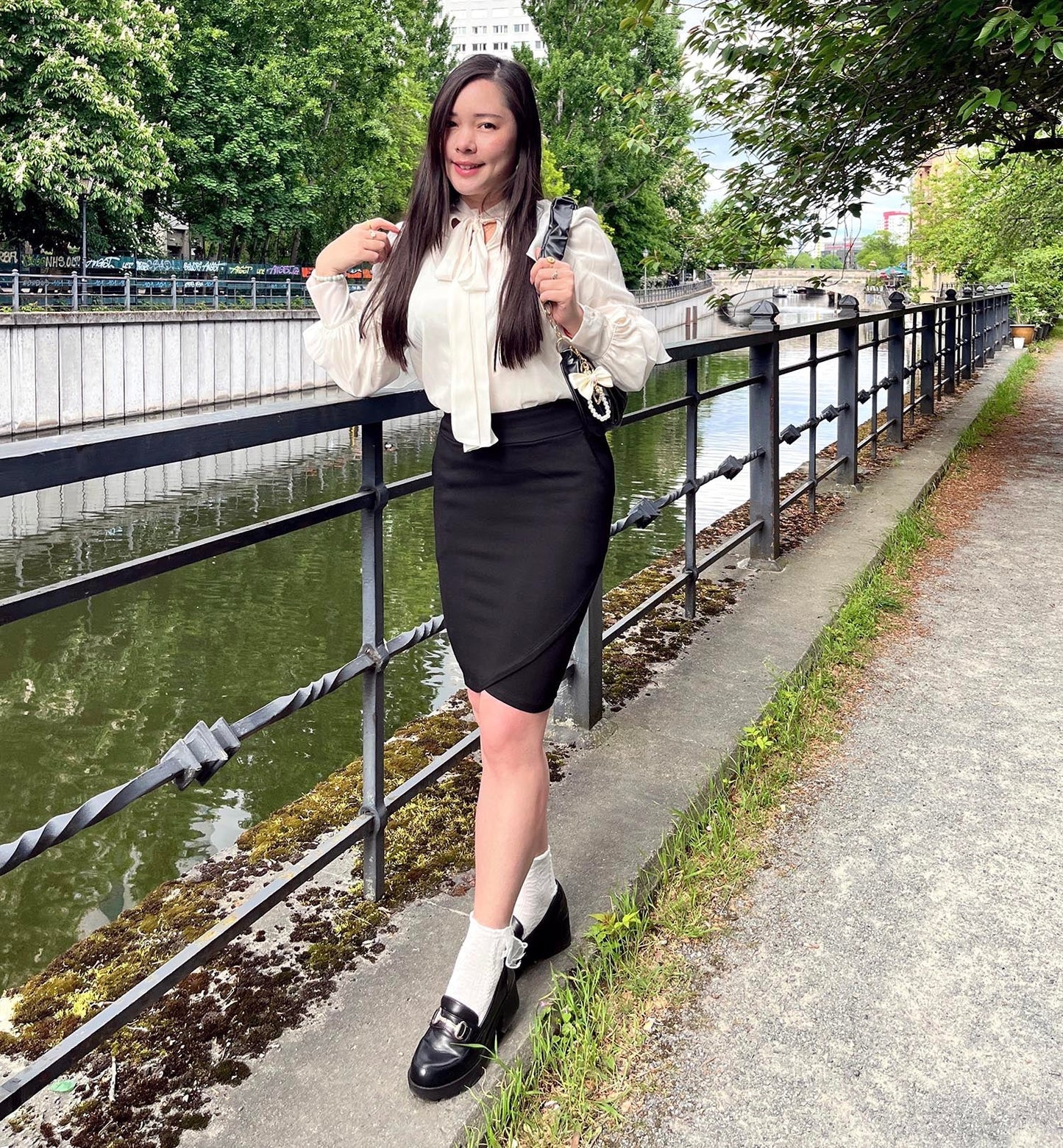 Tulip Mini Skirt - Black