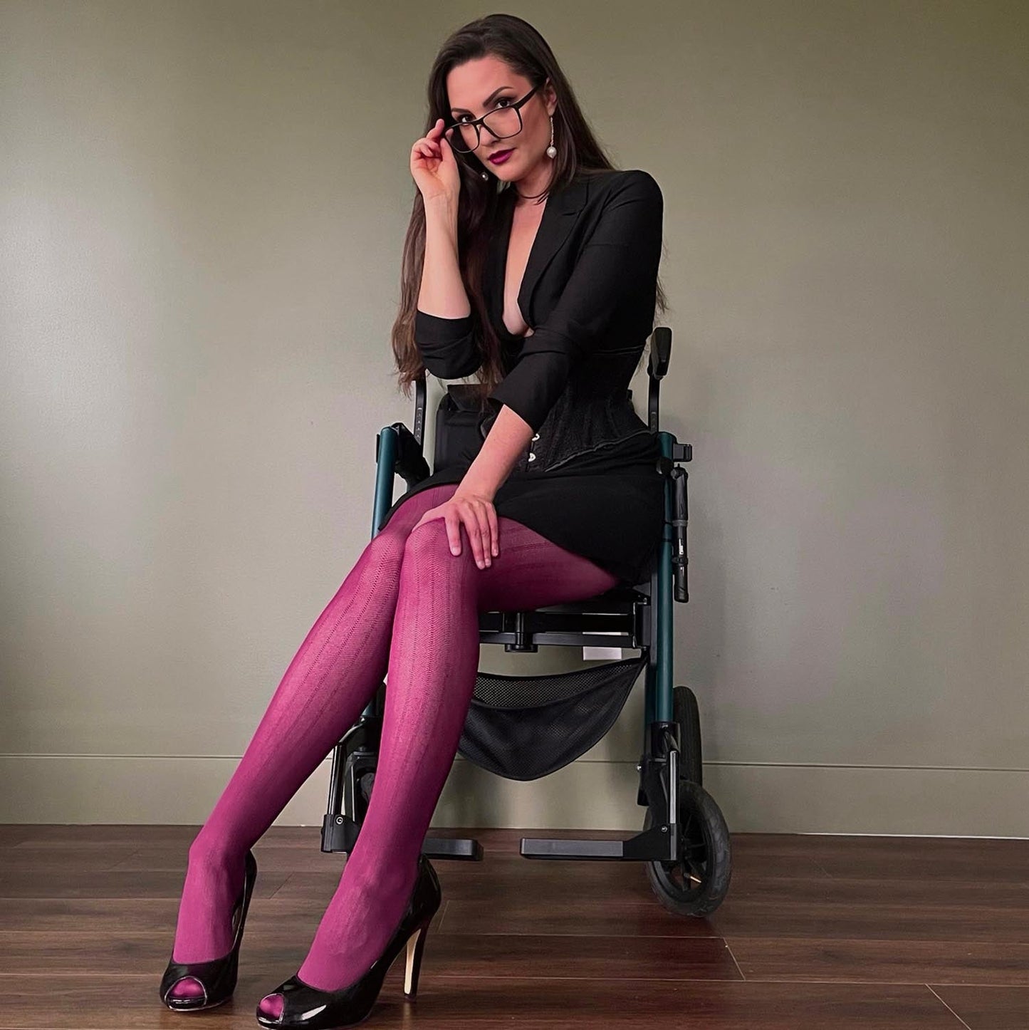 It's a Fine Line Fishies - Cherry