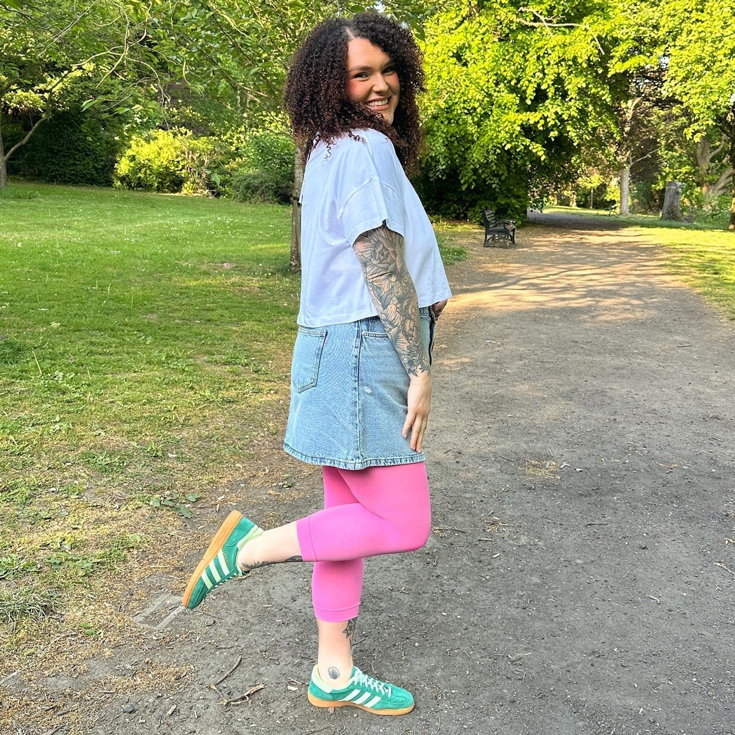 Stay Cool Capri Tights - Pink Lady