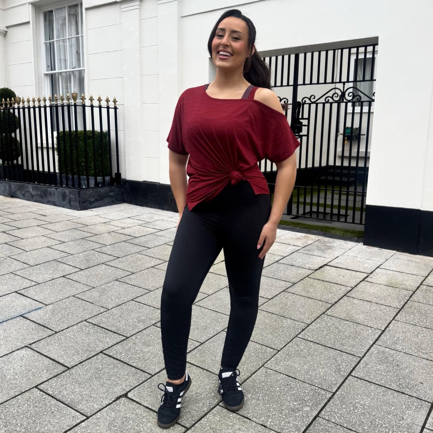 Long Buttery Leggings With Design - Black