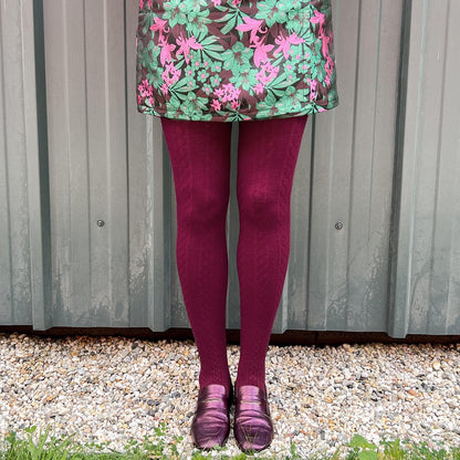 Grannies Cable Knit Wool Tights V2 - Cherry