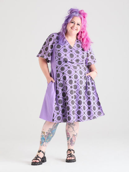 Broderie Anglaise Wrap Dress - Cassis de Violet