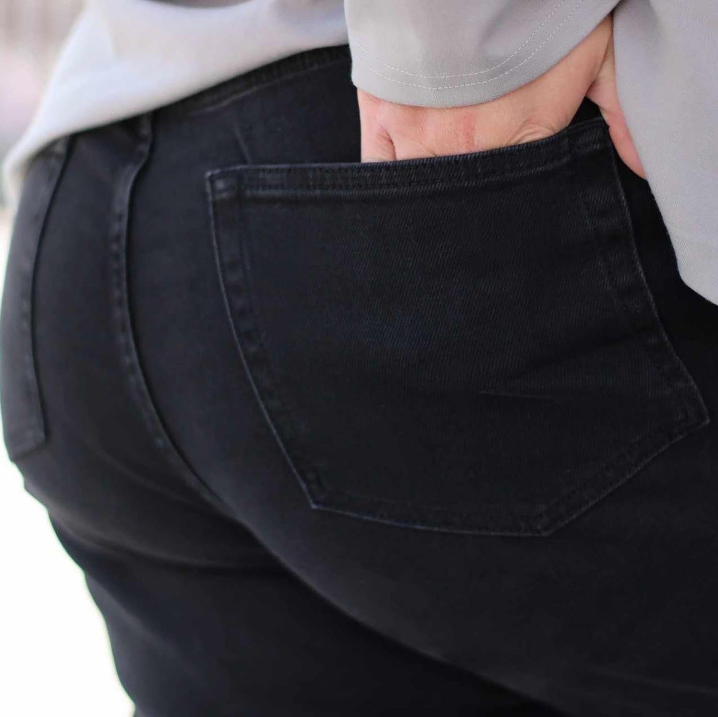 Organic Mom Jeans - Black Sea