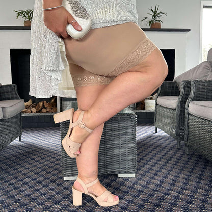 Lace Stay Cool Chub Rub Shorts - Blissful