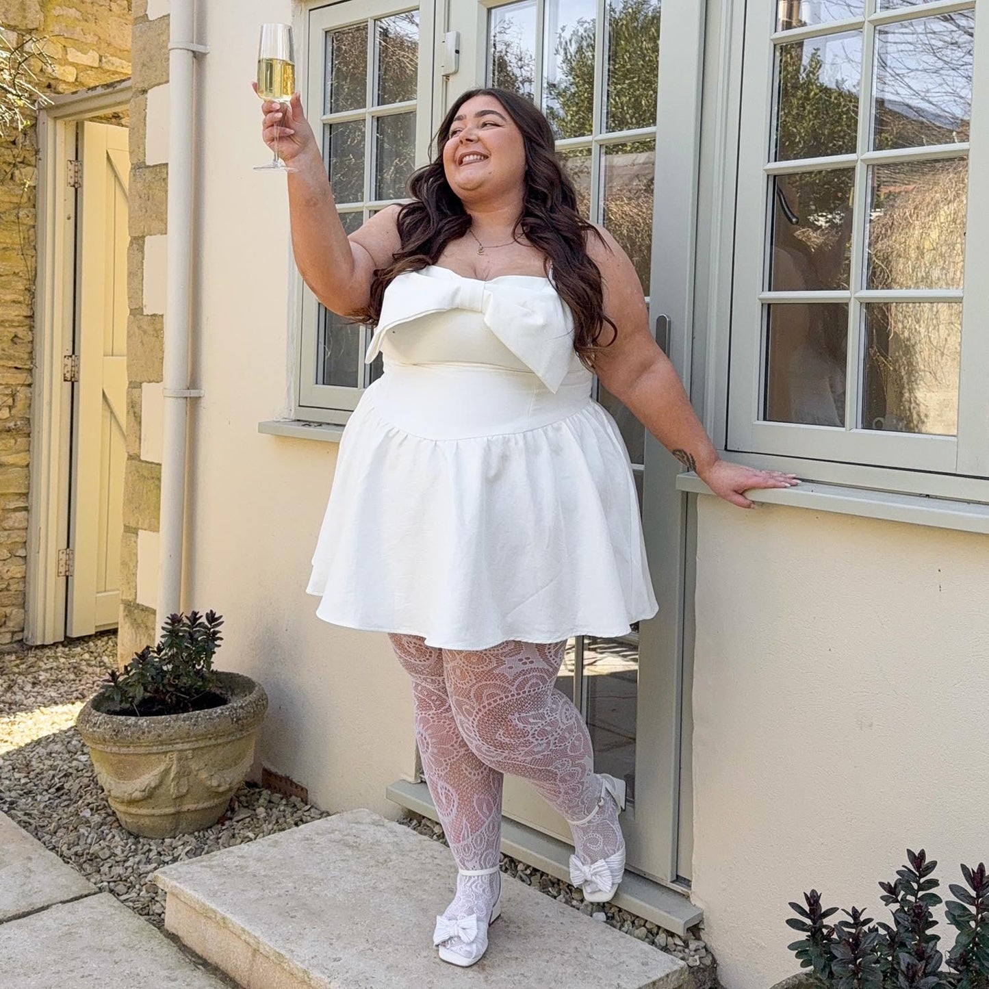 Botanical Fishnets - White